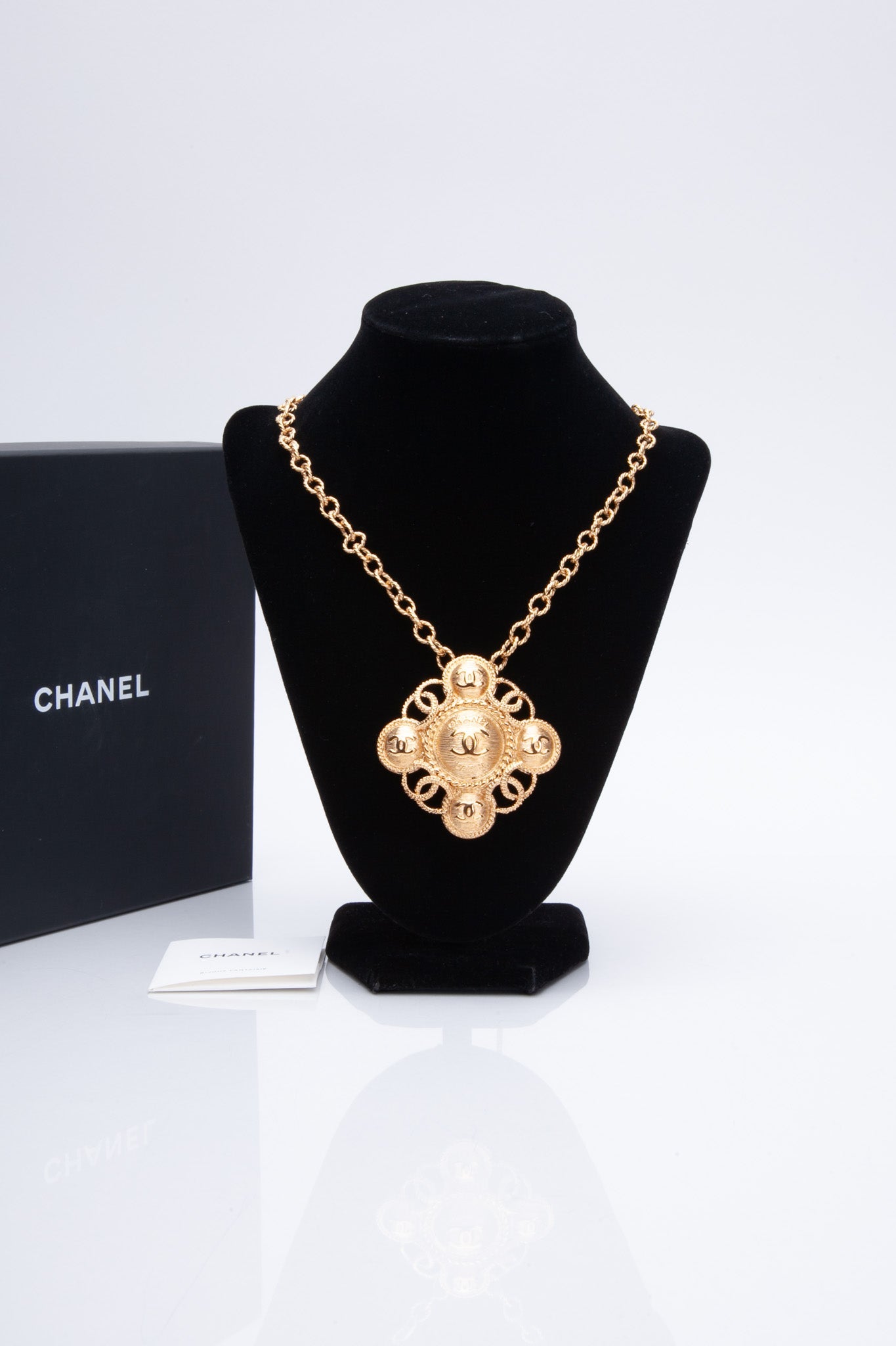 CHANEL Metal CC Necklace Gold Tone