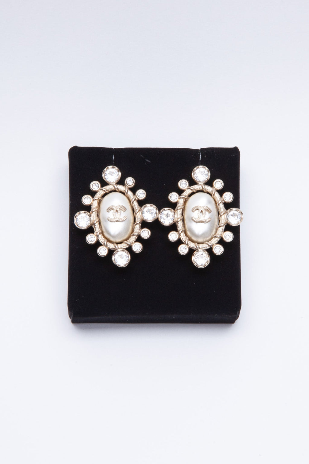 CHANEL CC Faux Pearl Crystal Gold Tone Stud Earrings