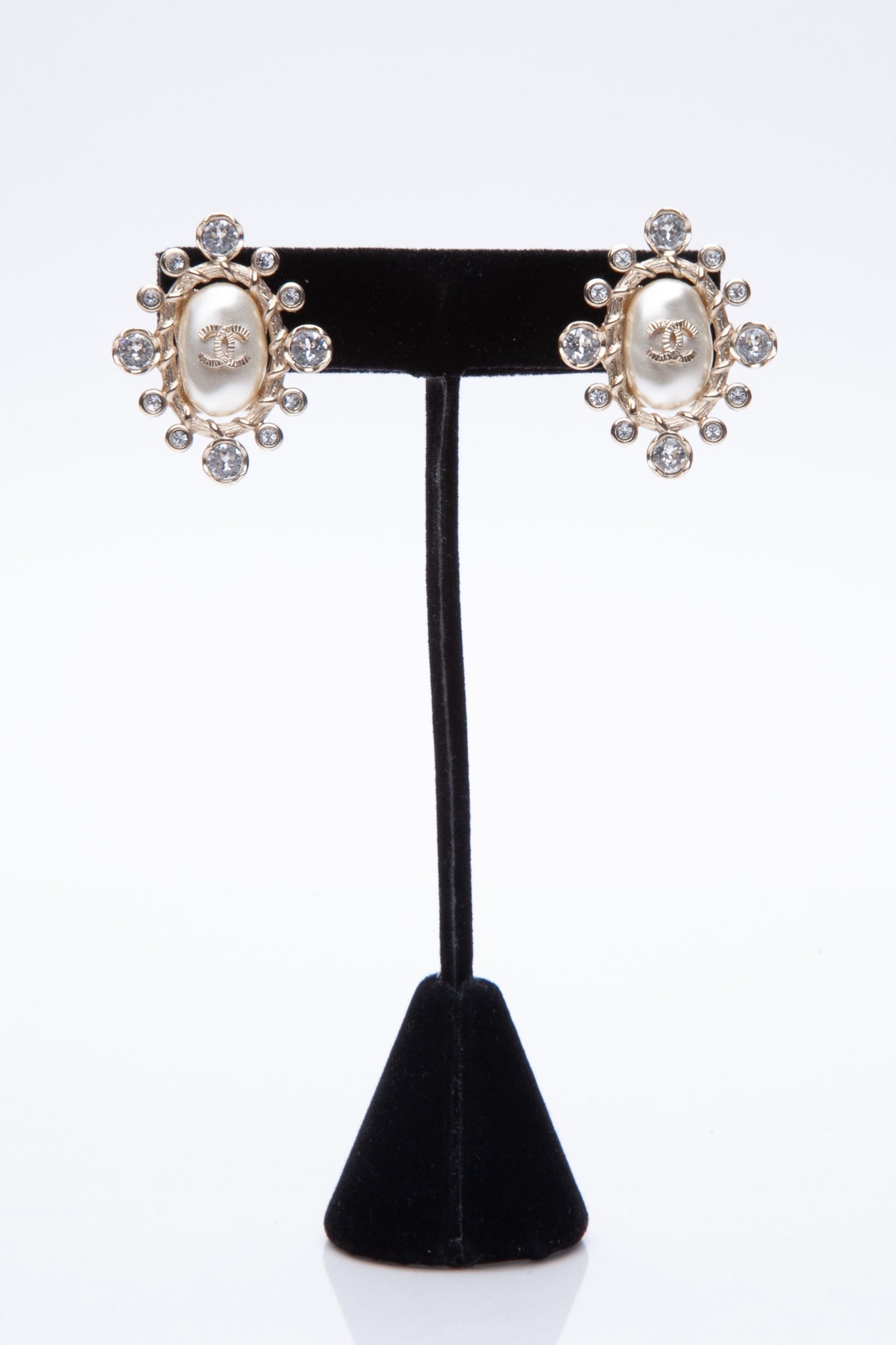 CHANEL CC Faux Pearl Crystal Gold Tone Stud Earrings