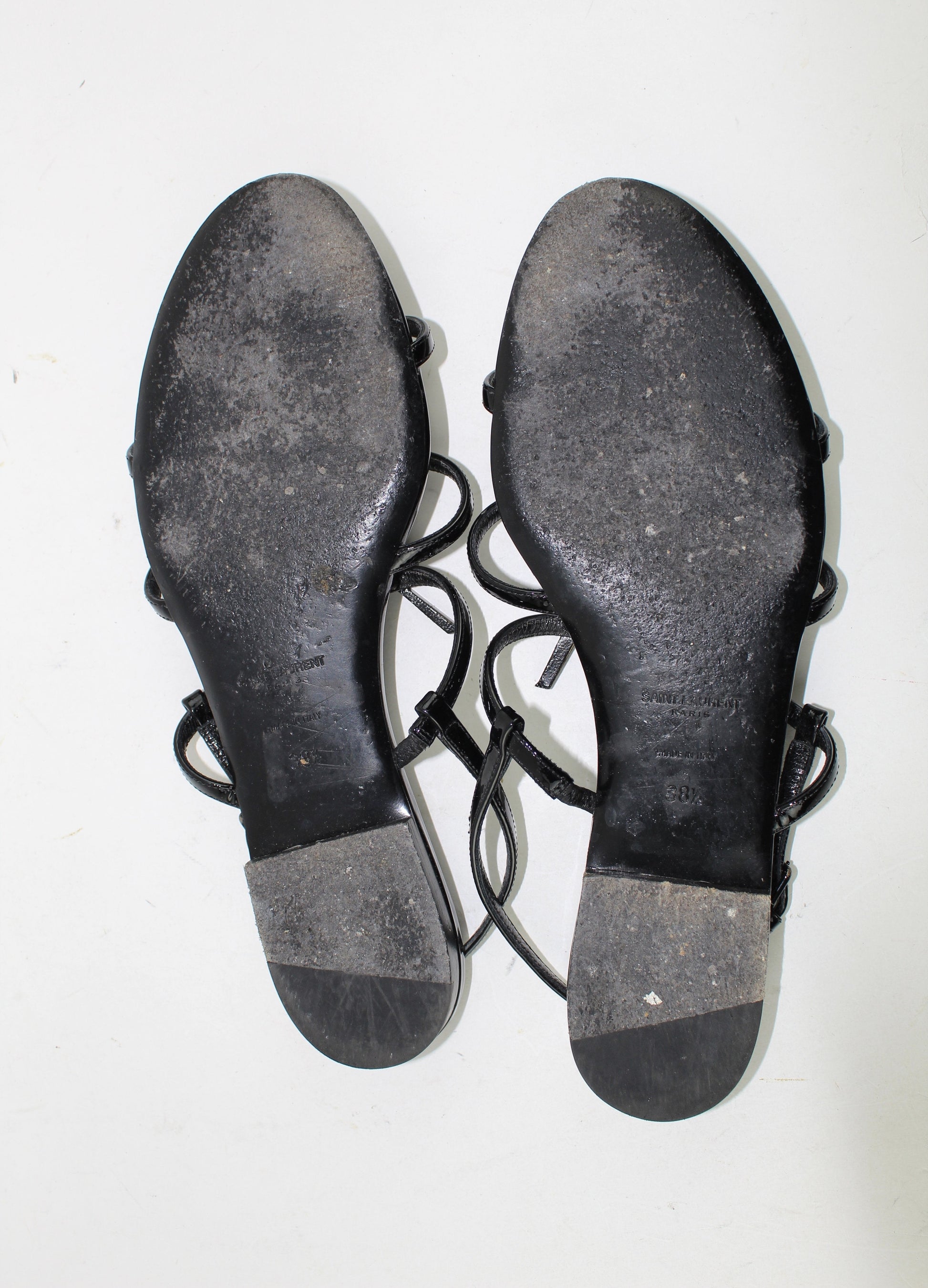 SAINT LAURENT CASSANDRA YSL LOGO FLAT METALLIC SANDALS SIZE 38.5