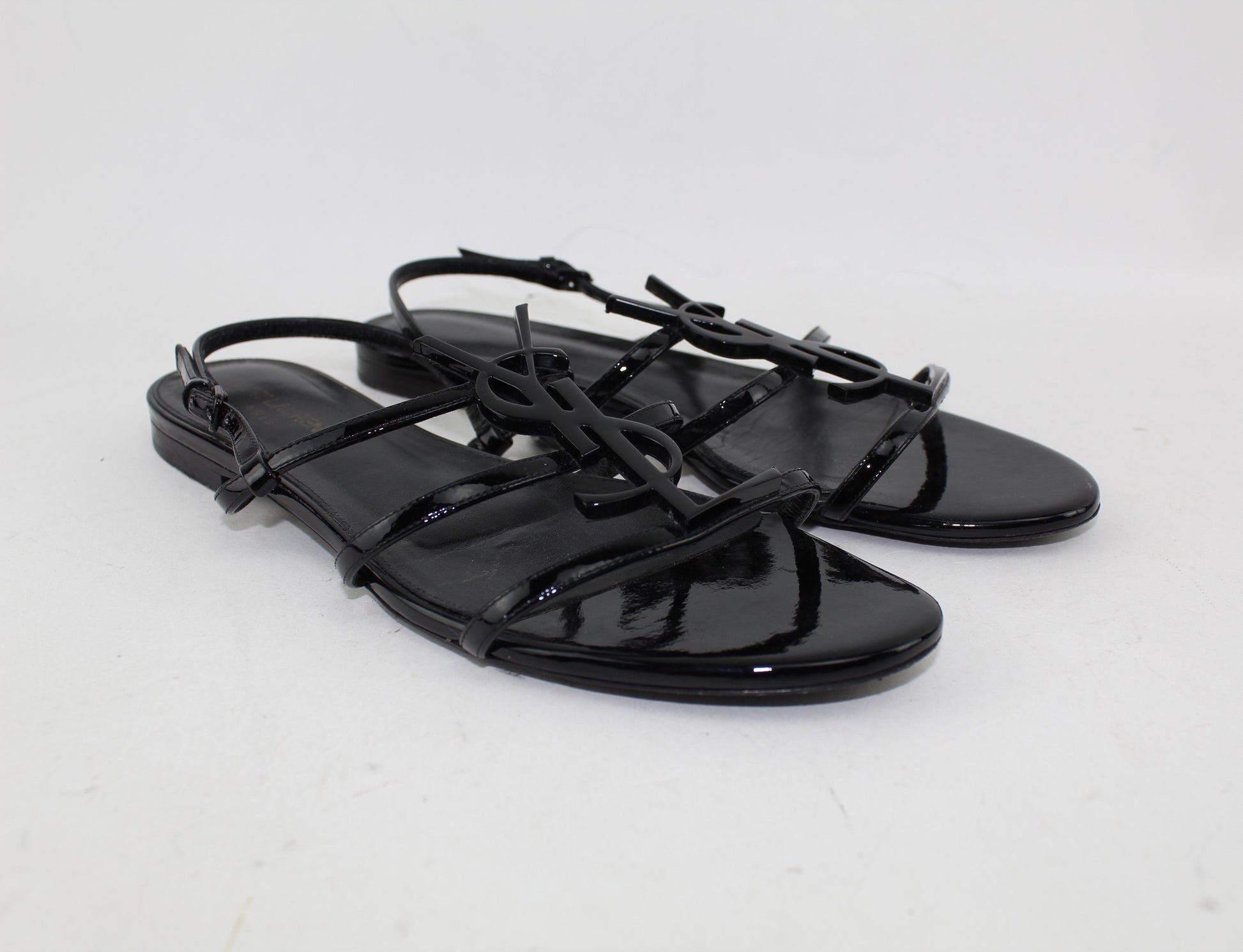 SAINT LAURENT CASSANDRA YSL LOGO FLAT METALLIC SANDALS SIZE 38.5