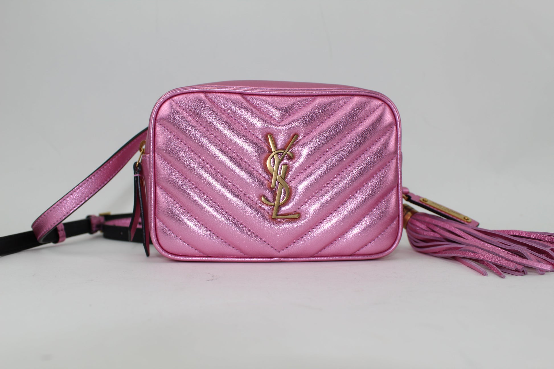 YVES SAINT LAURENT LOU BELT BAG