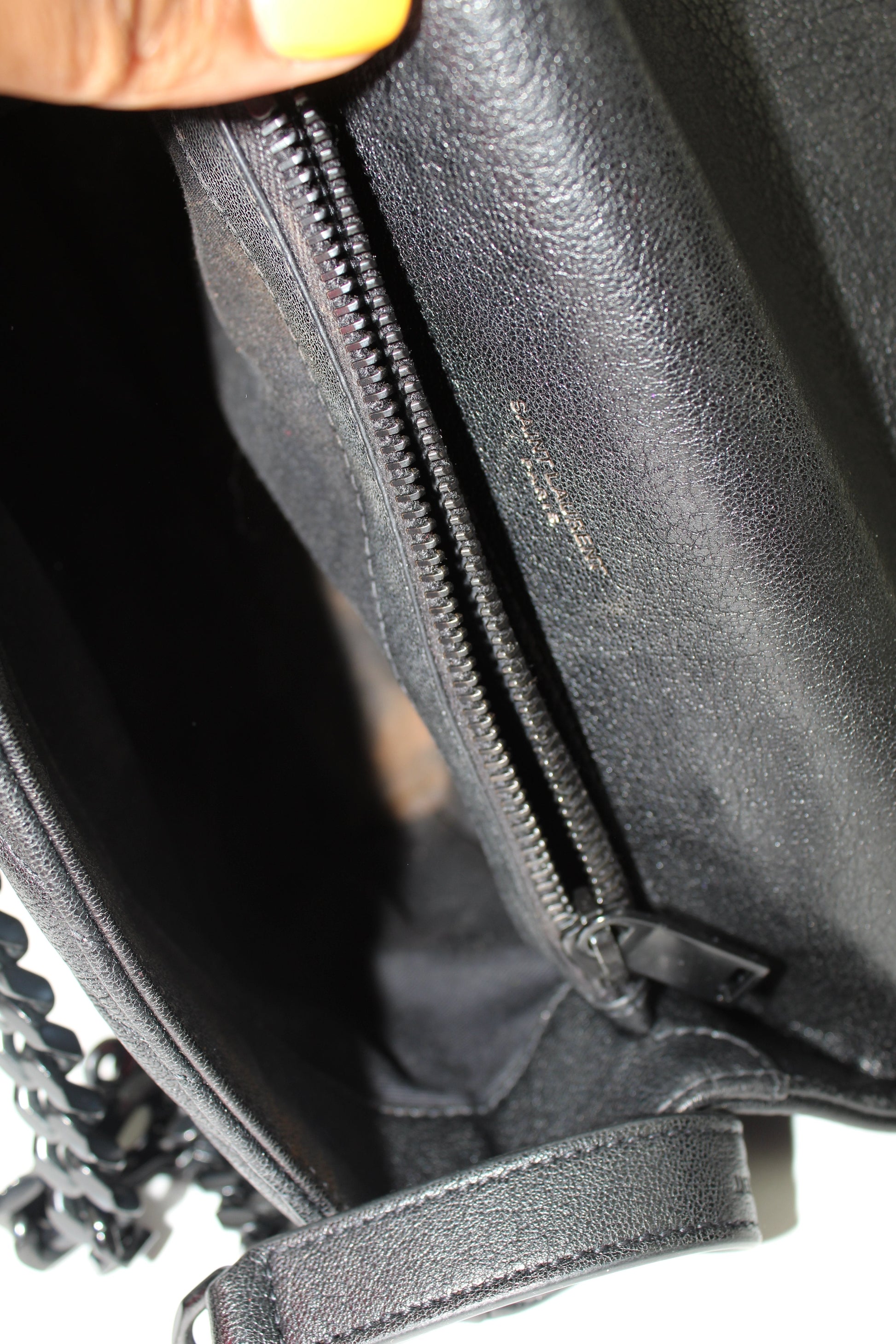 SAINT LAURENT MEDIUM COLLEGE BAG