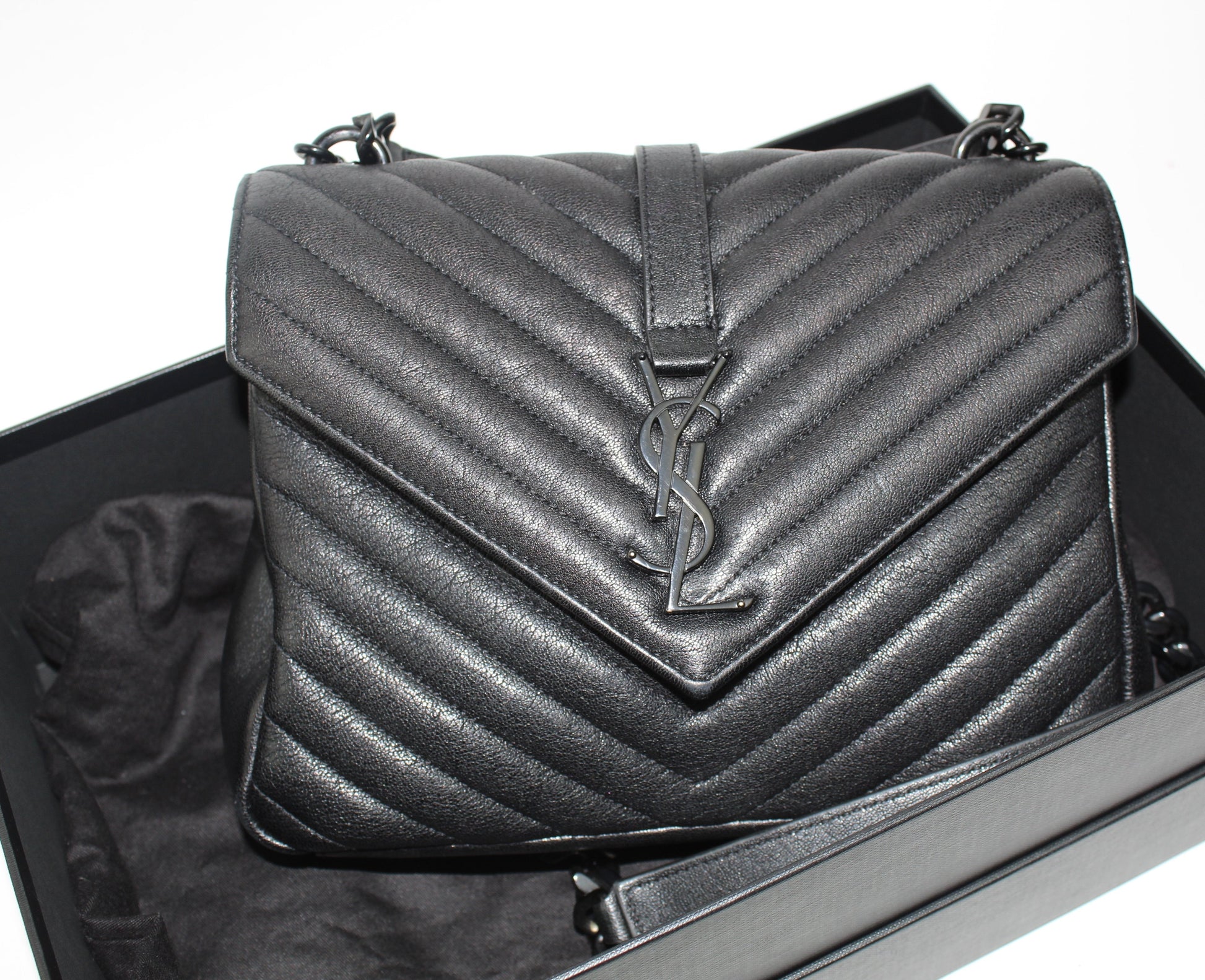 SAINT LAURENT MEDIUM COLLEGE BAG