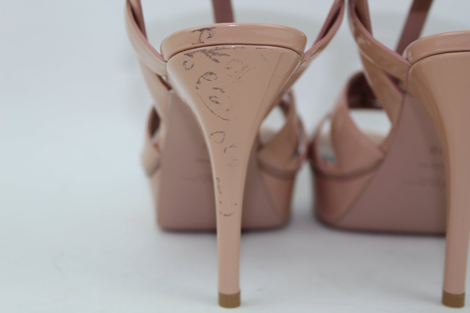 SAINT LAURENT TRIBUTE SANDALS SIZE 40