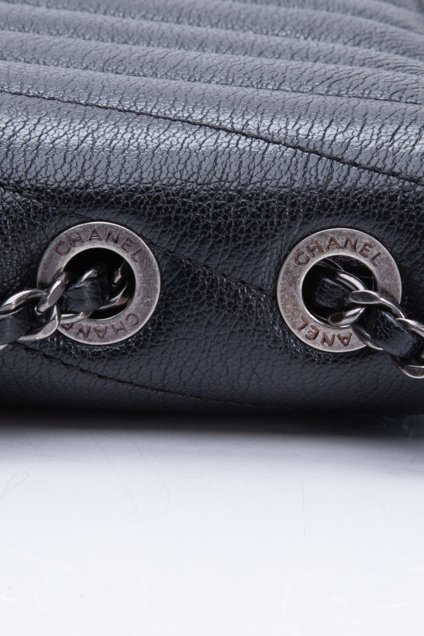 CHANEL Calfskin Leather Shoulder/Crossbody Bag