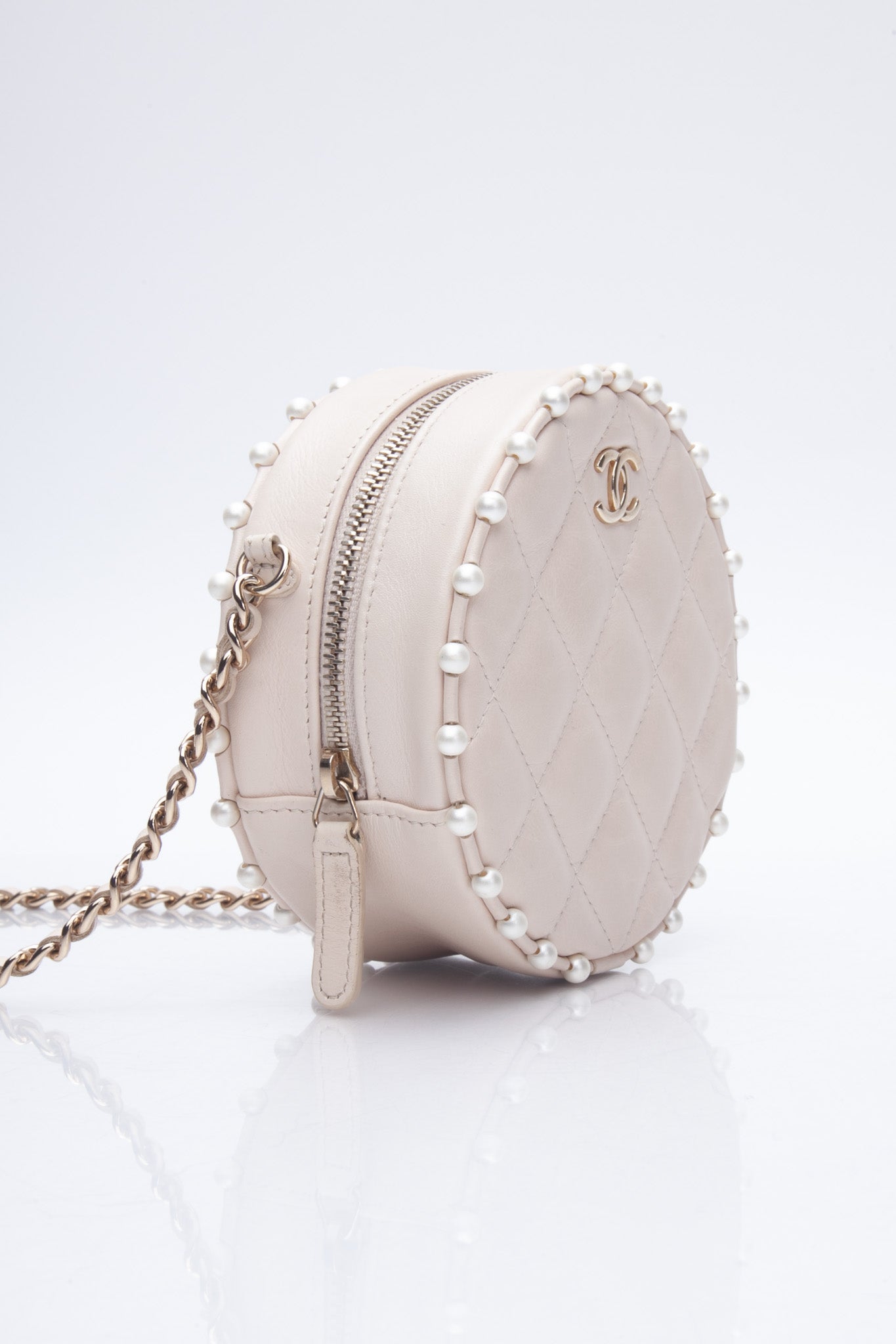 CHANEL Cream Calfskin Quilted Pearl Round Crossbody Bag