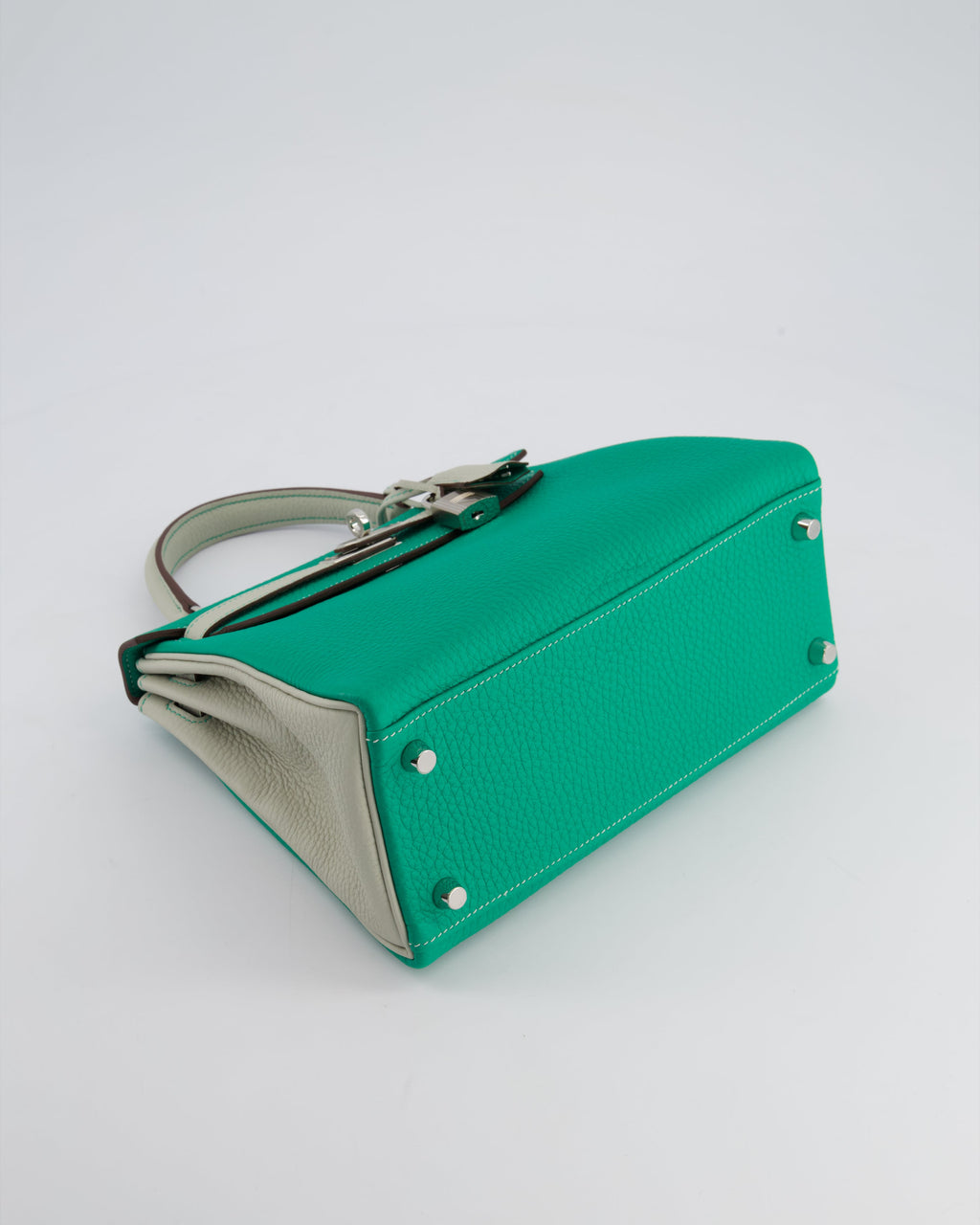 Hermes HSS Kelly Retourne Bi-Colour 25cm Bag in Vert Vertigo & Gris Perle Togo Leather with Palladium Hardware & Contrast Stitching
