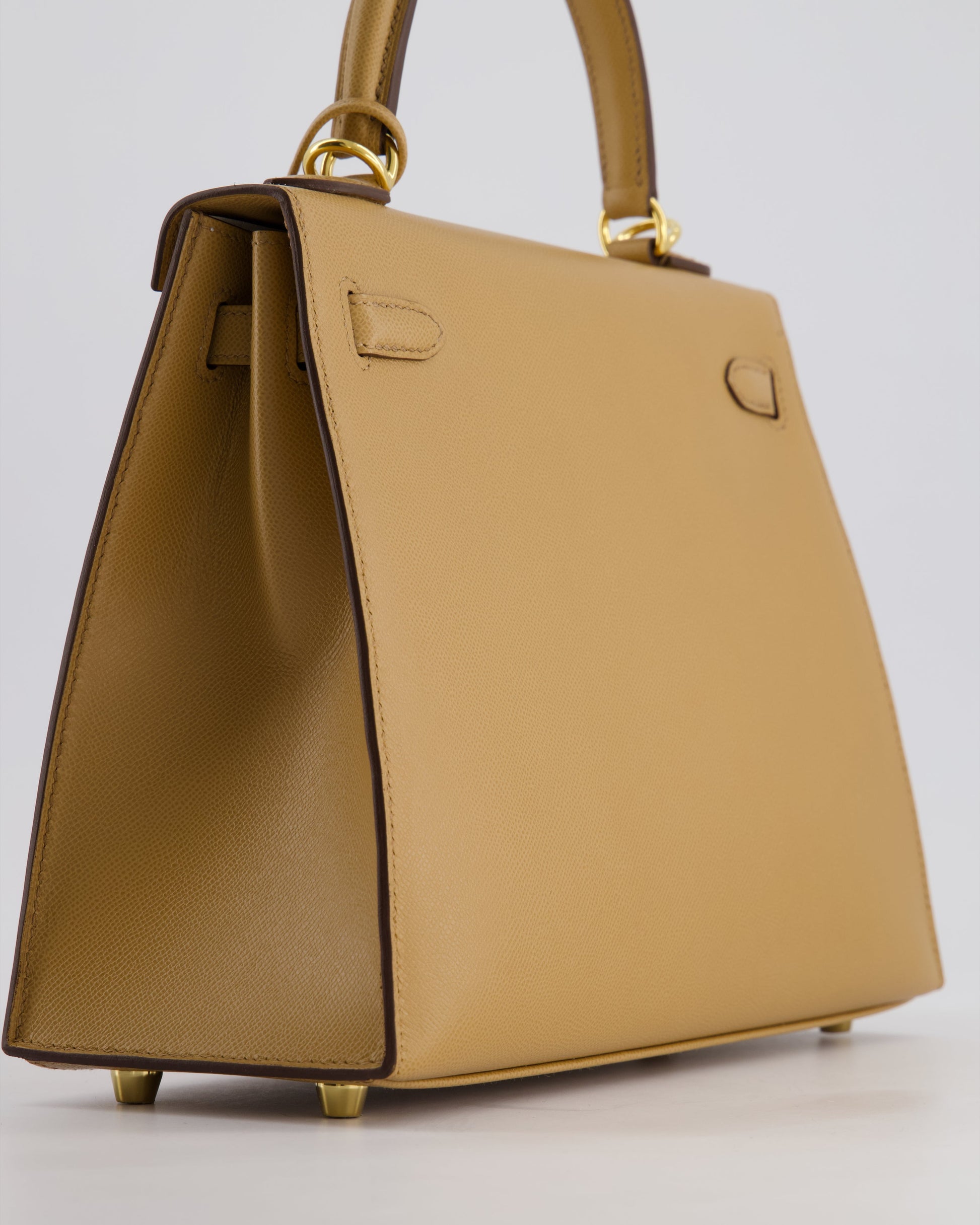 Hermes Verso Kelly Sellier 25cm Bag in Biscuit Madame Leather, Blanc Interior with Gold Hardware