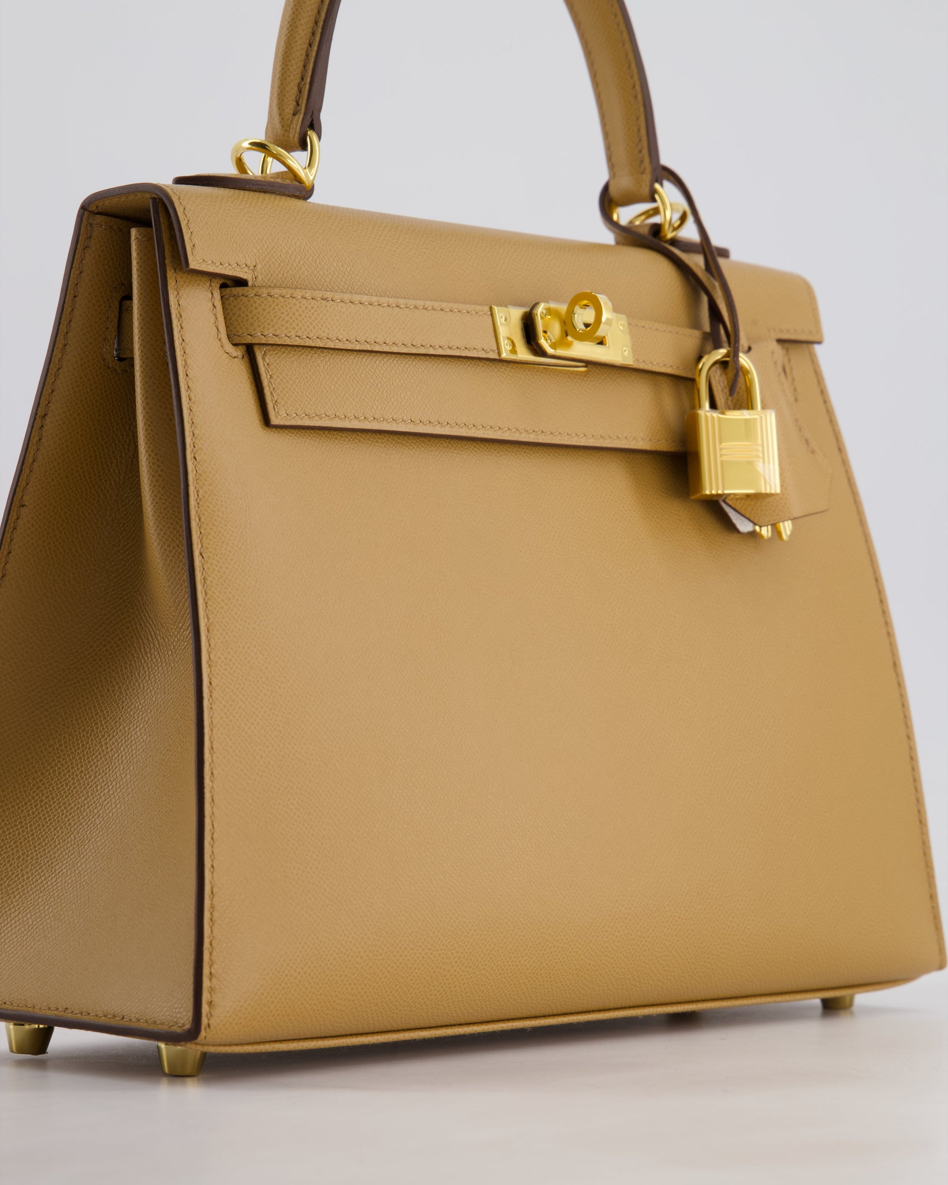 Hermes Verso Kelly Sellier 25cm Bag in Biscuit Madame Leather, Blanc Interior with Gold Hardware