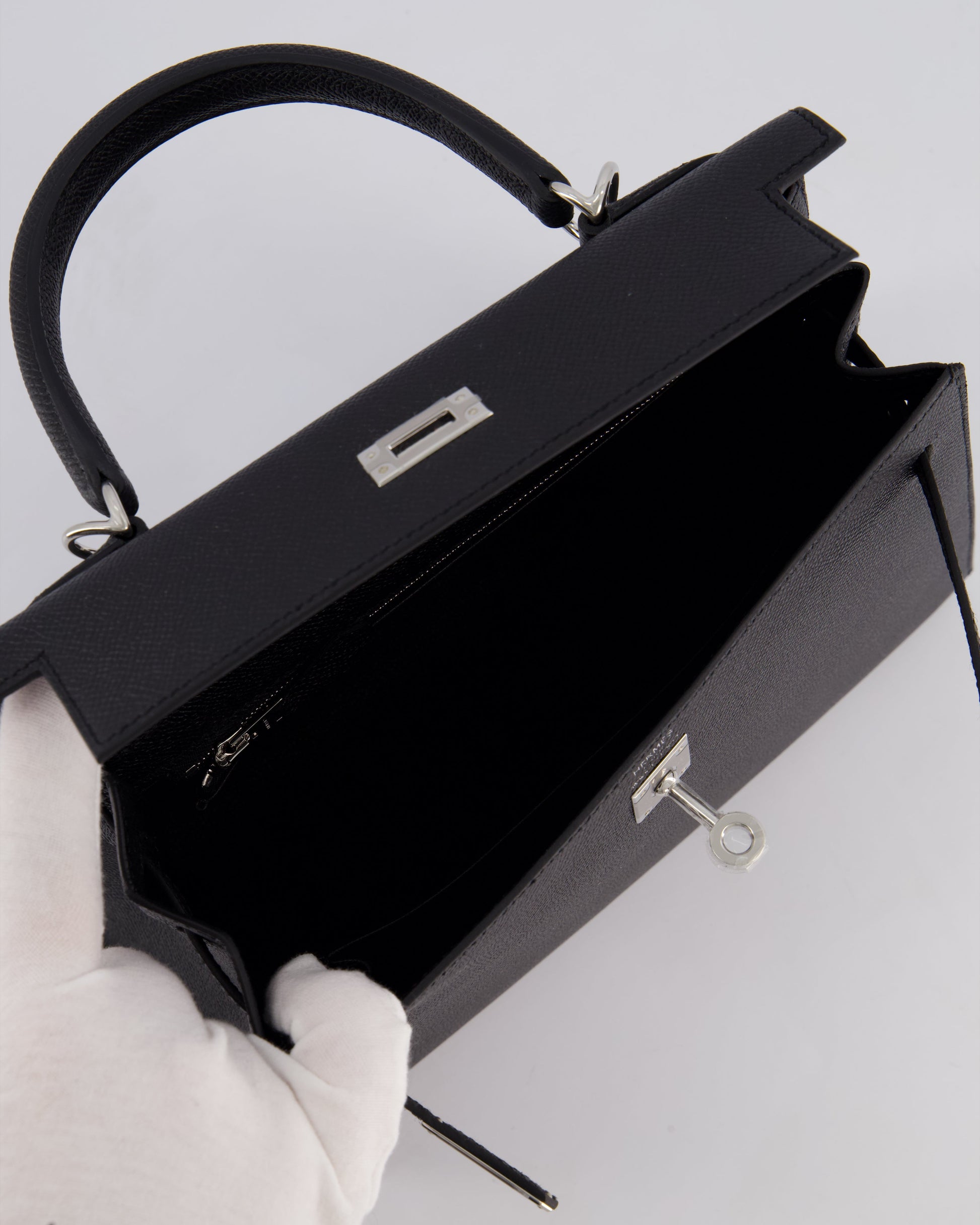 Hermes Kelly Bag Sellier 25cm in Noir Epsom Leather with Palladium Hardware