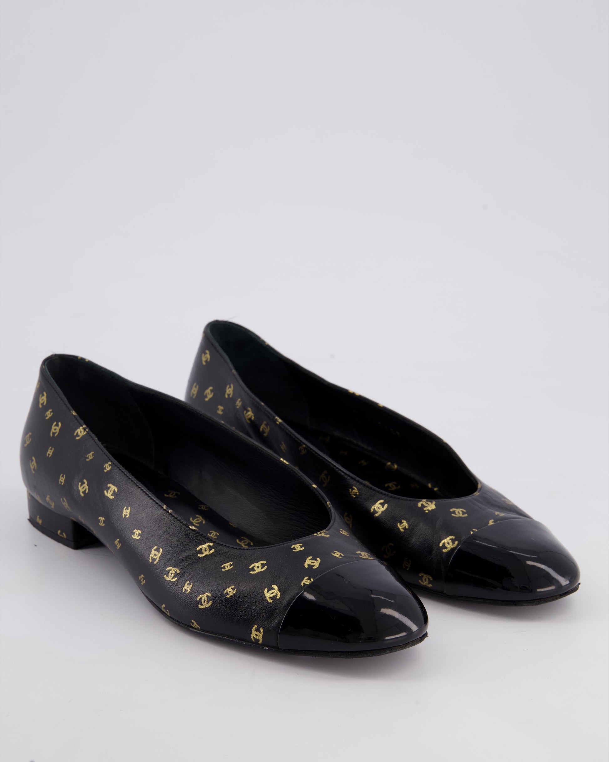Chanel 24A Black Ballerina Flat Shoes in Calfskin Leather with Gold CC Logo Print & Patent Leather Toe Details Size EU 39