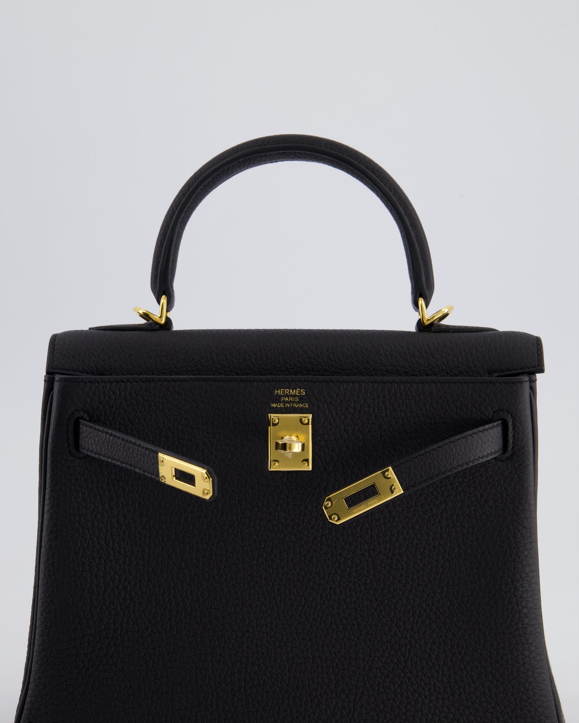 Hermes Kelly Bag 25cm Retourne in Noir Togo Leather with Gold Hardware