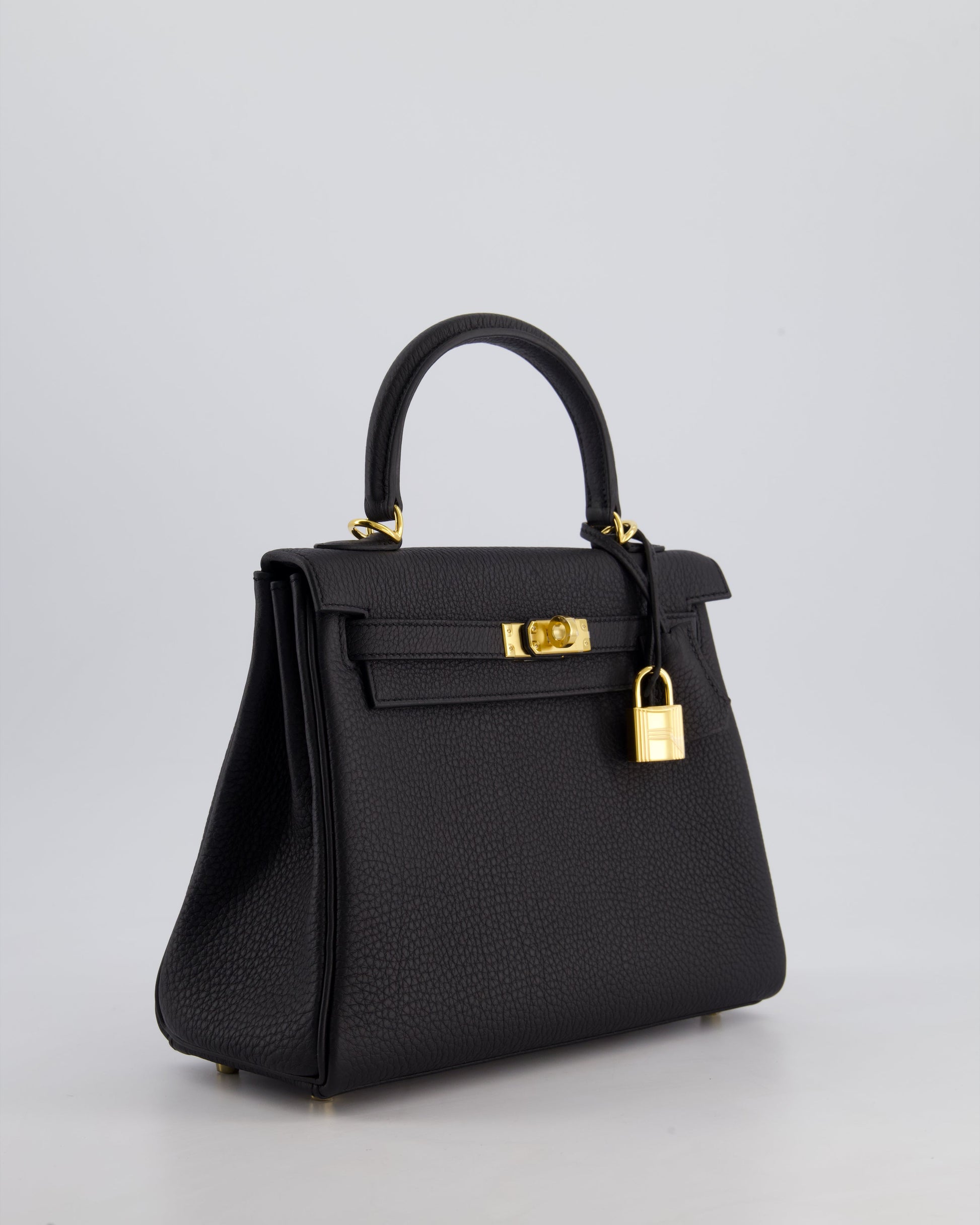 Hermes Kelly Bag 25cm Retourne in Noir Togo Leather with Gold Hardware