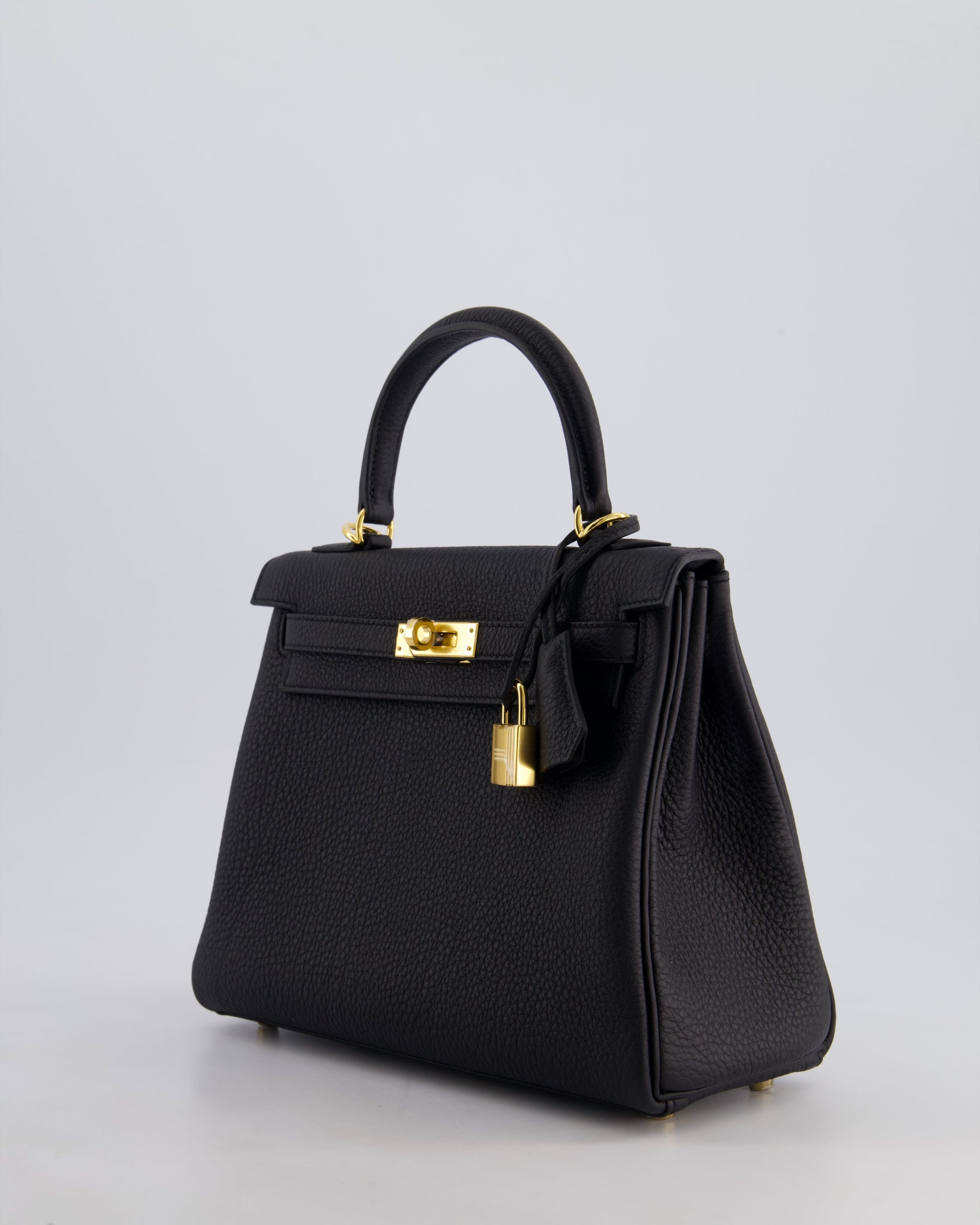 Hermes Kelly Bag 25cm Retourne in Noir Togo Leather with Gold Hardware
