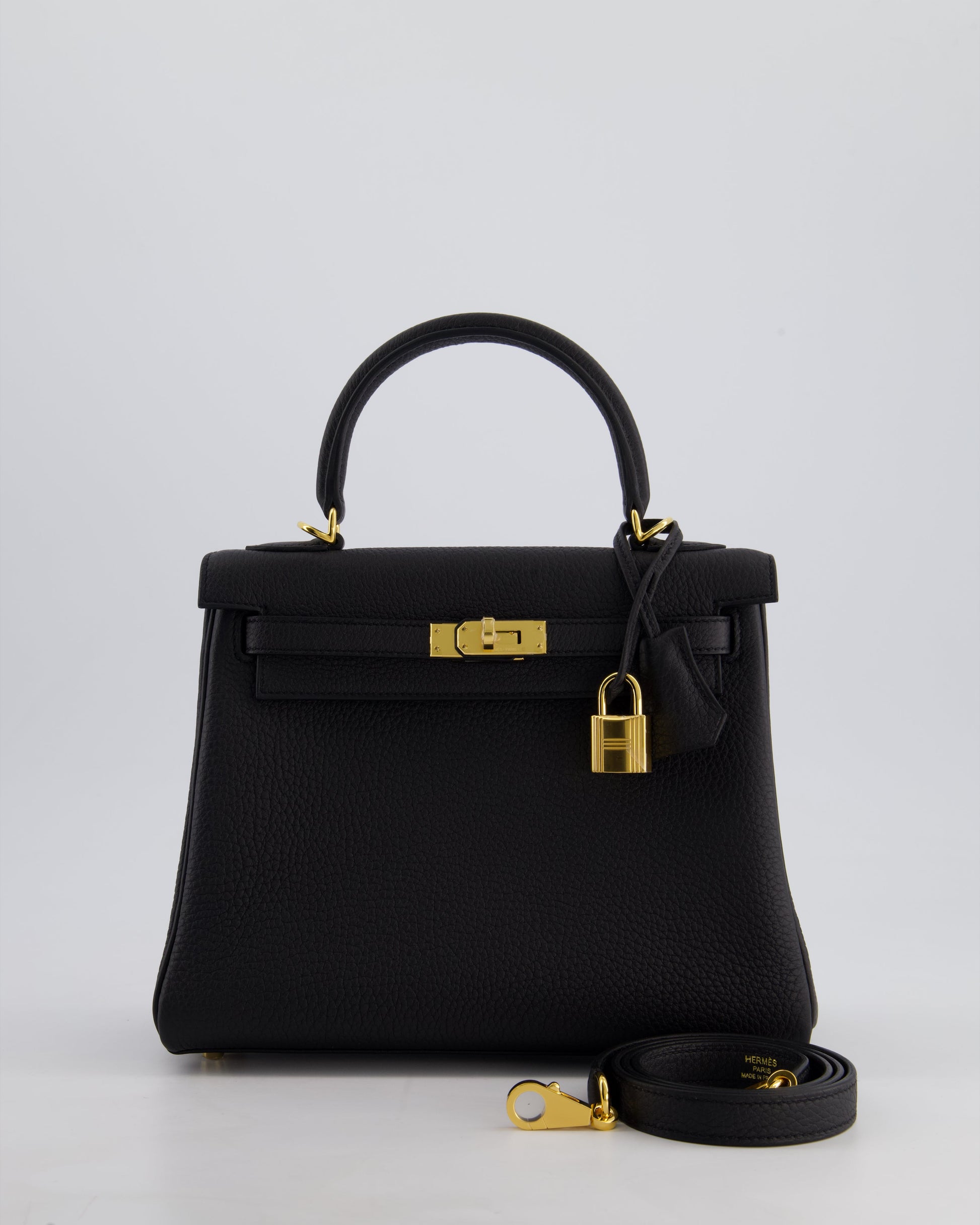 Hermes Kelly Bag 25cm Retourne in Noir Togo Leather with Gold Hardware