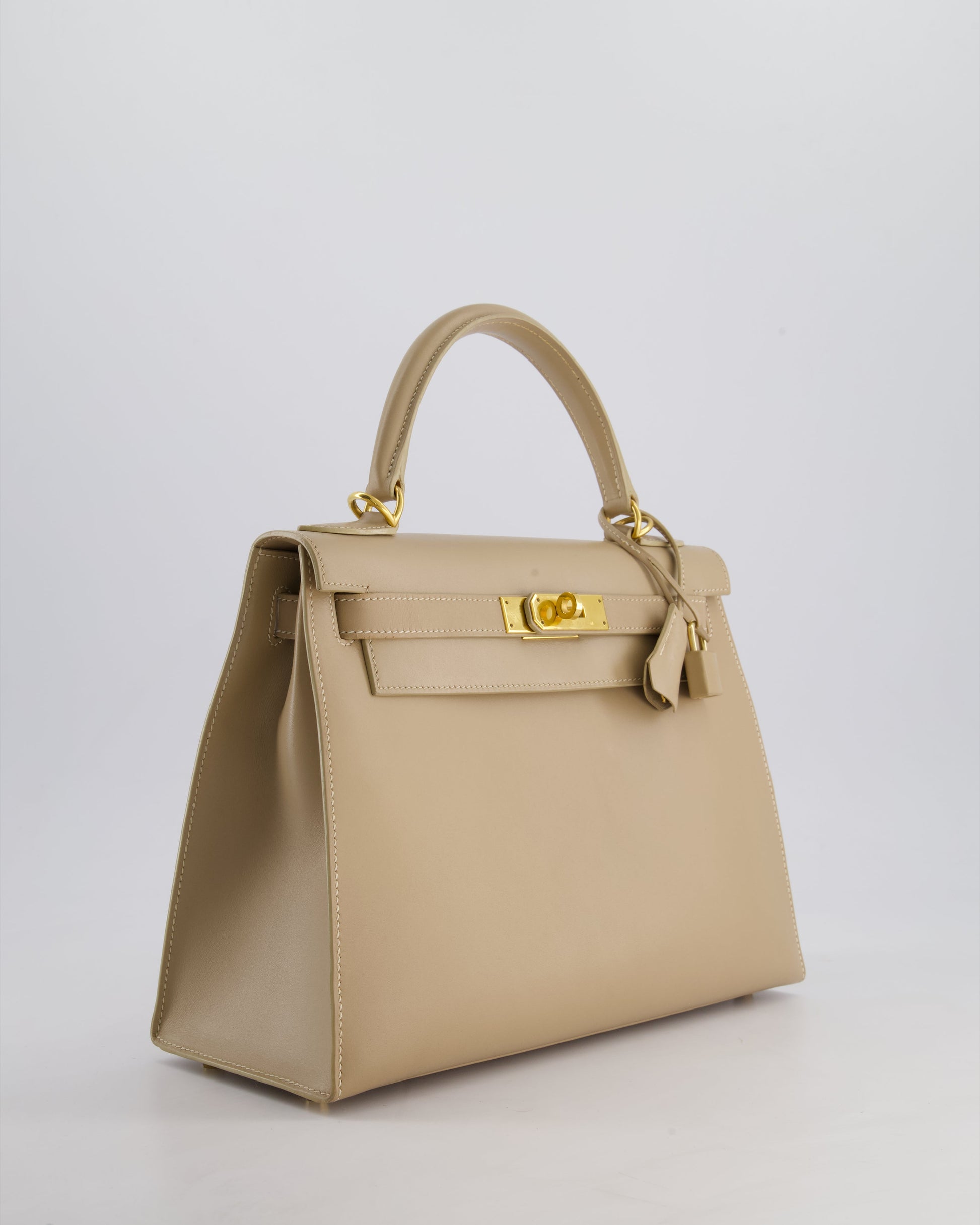 Hermes Kelly 28cm Sellier Bag in Beige Box Leather with Gold Hardware