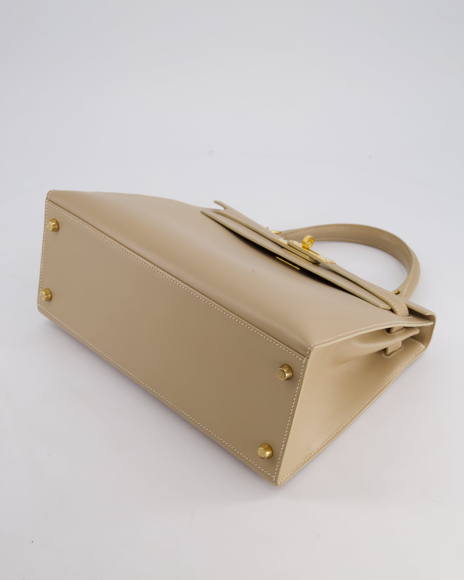 Hermes Kelly 28cm Sellier Bag in Beige Box Leather with Gold Hardware