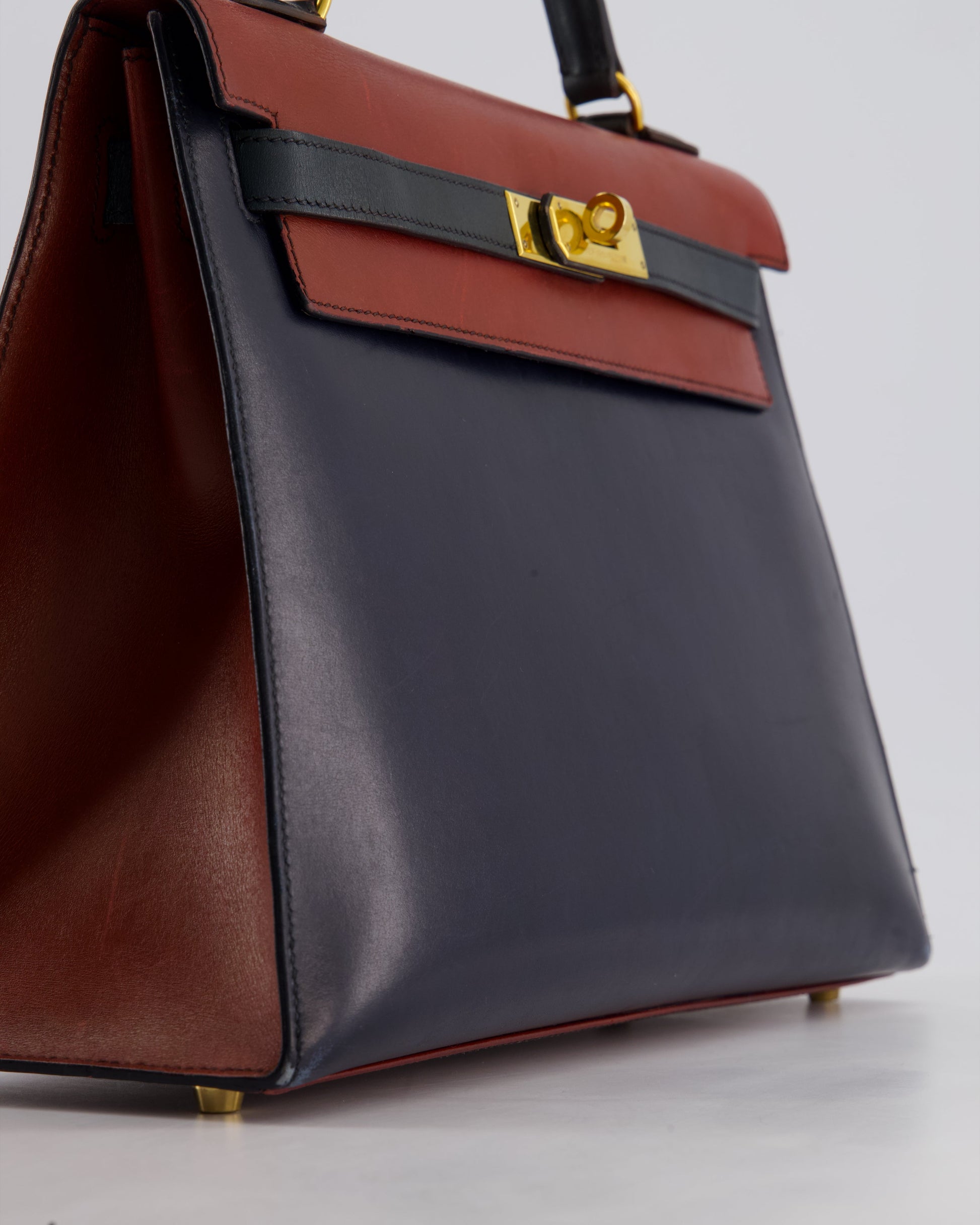 Hermes Vintage Tri-Colour Kelly 32cm Bag in Rouge H, Bleu Indigo and Vert Fonce Box Leather with Gold Hardware