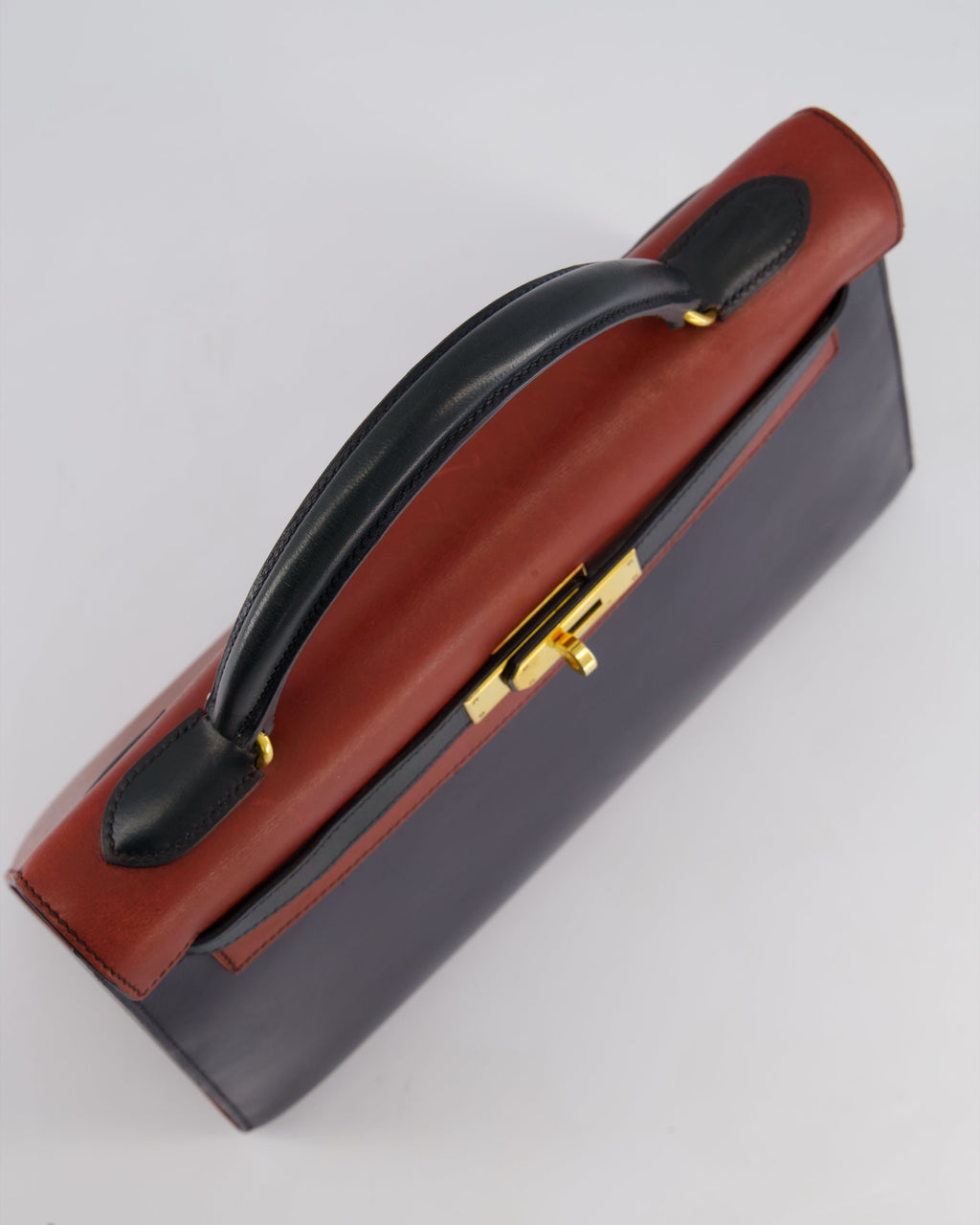 Hermes Vintage Tri-Colour Kelly 32cm Bag in Rouge H, Bleu Indigo and Vert Fonce Box Leather with Gold Hardware