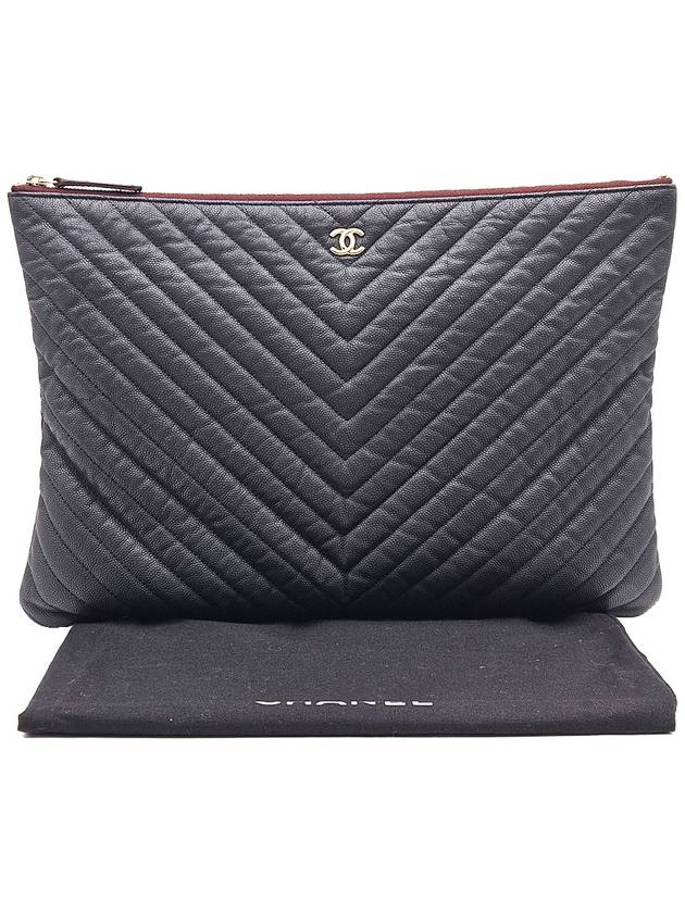 Chanel A82552 Black Caviar Chevron Gold Plated CC Logo Classic Large Pouch Clutch 27th