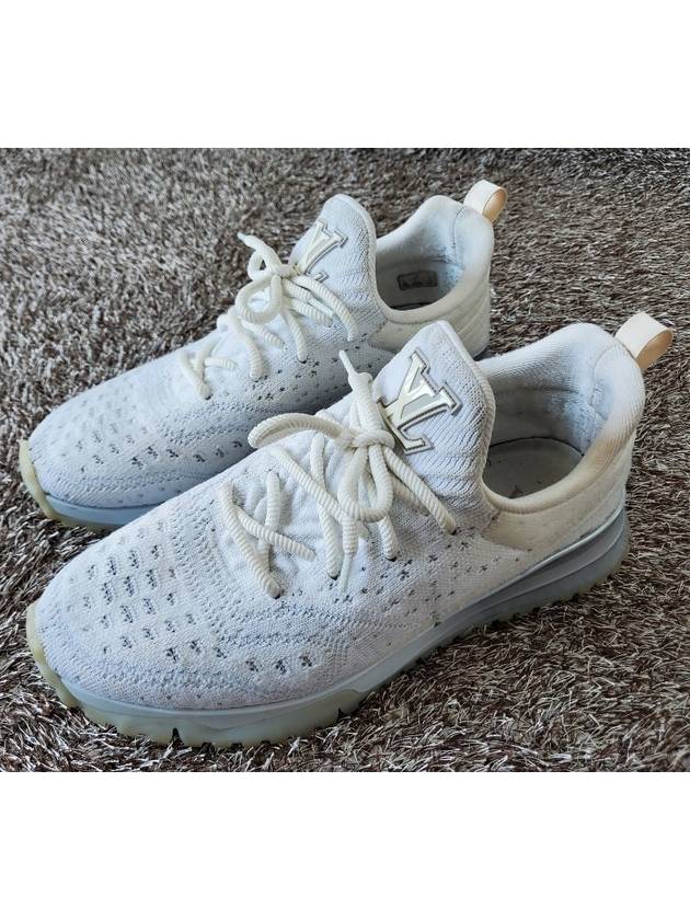 Louis Vuitton VNR running shoes 8 270