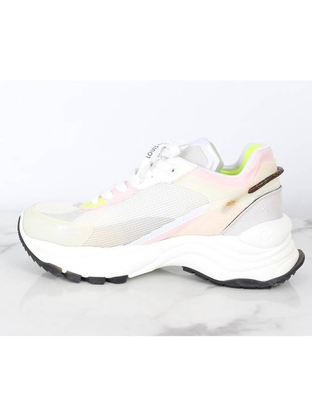 Louis Vuitton Run 55 sneakers 37 5 245