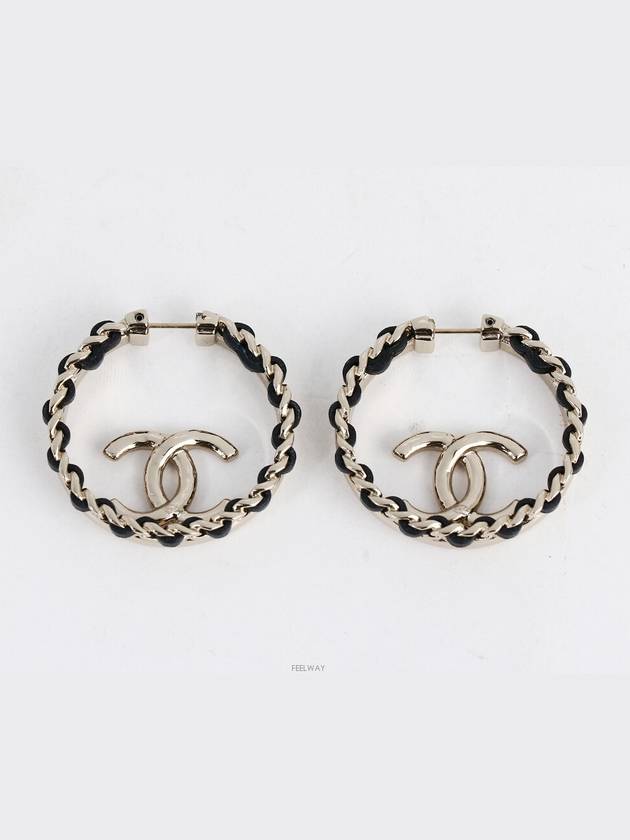 women earrings