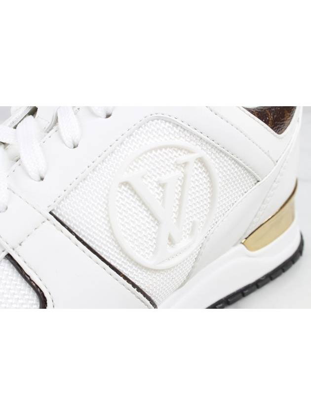 Louis Vuitton LV Runaway gold sneakers 35 220