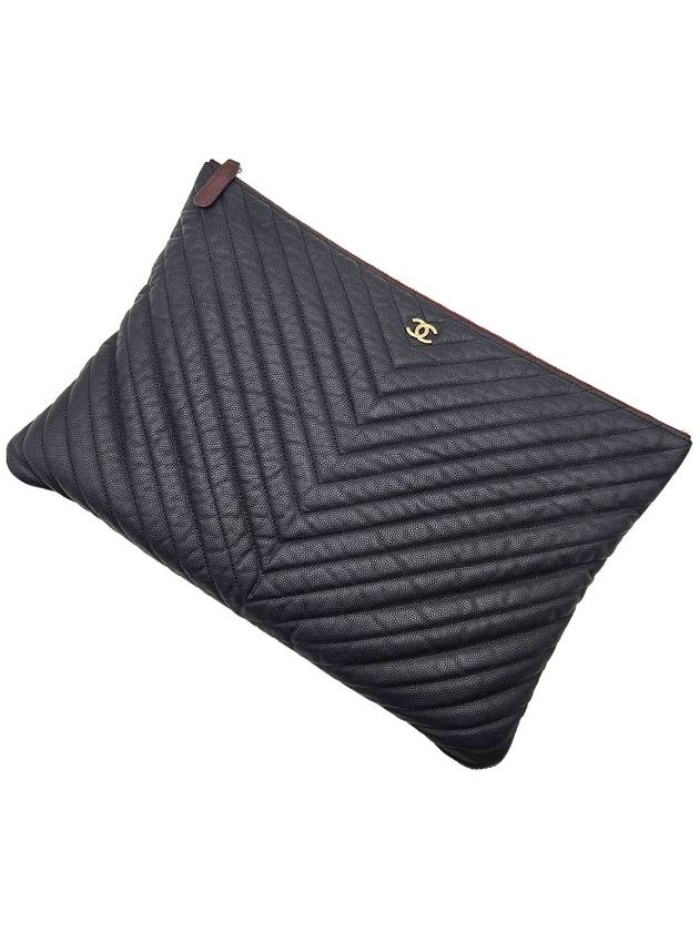 Chanel A82552 Black Caviar Chevron Gold Plated CC Logo Classic Large Pouch Clutch 27th