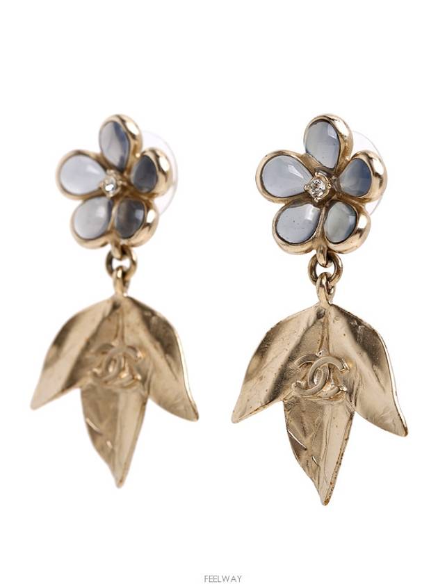 women earrings