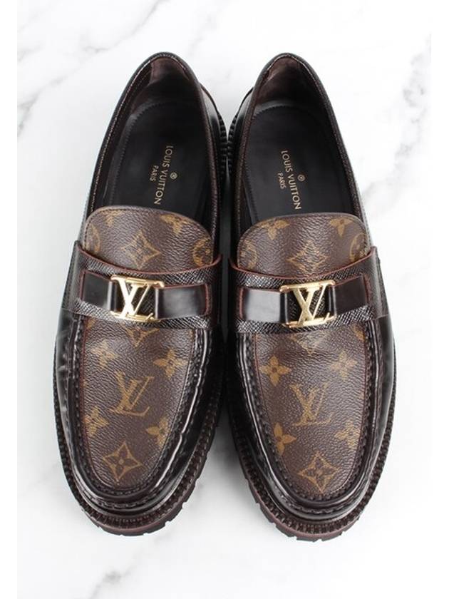 Louis Vuitton monogram loafer 7 5 265