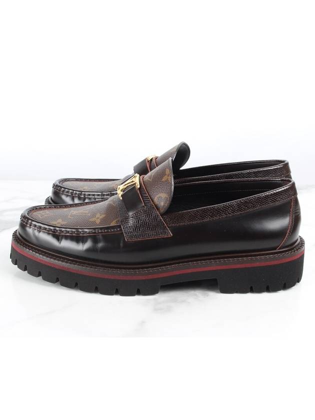 Louis Vuitton monogram loafer 7 5 265
