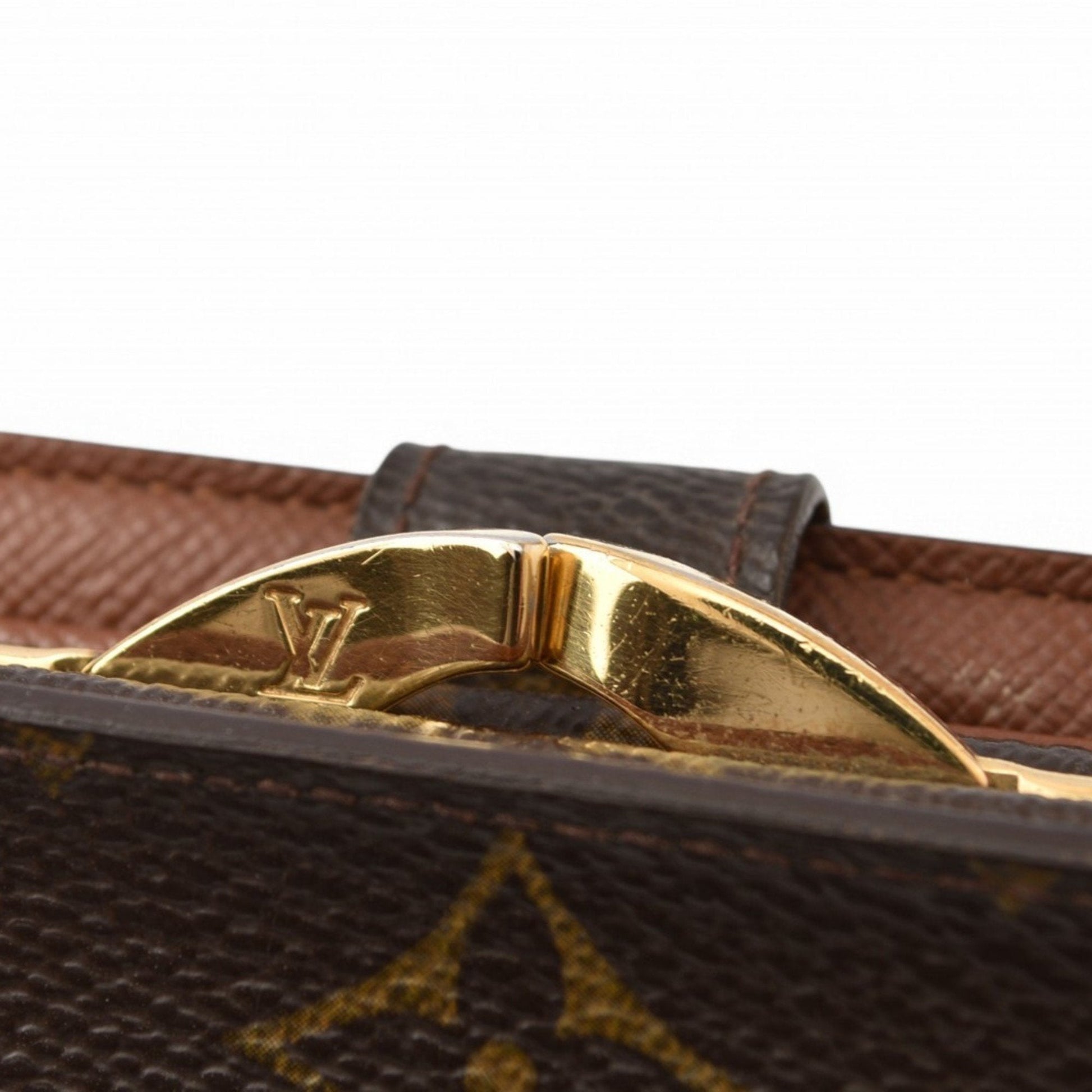 Louis Vuitton Monogram Wallet (Bi-Fold)