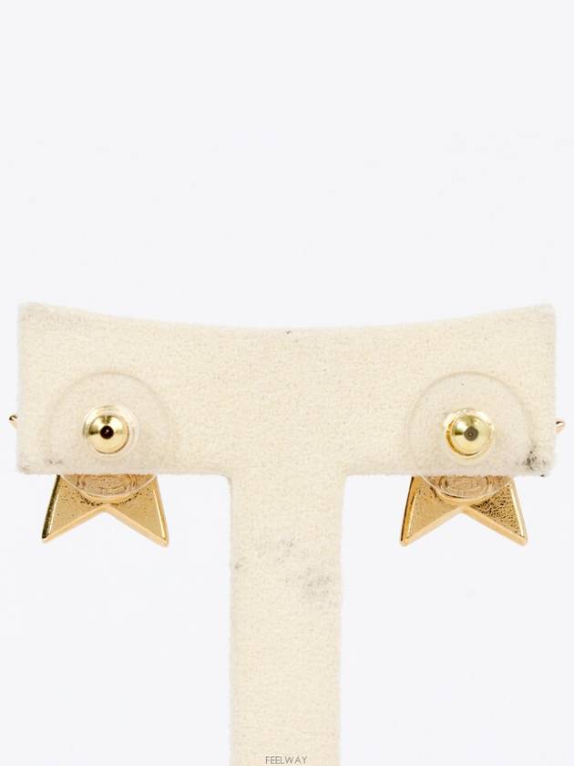 women earrings