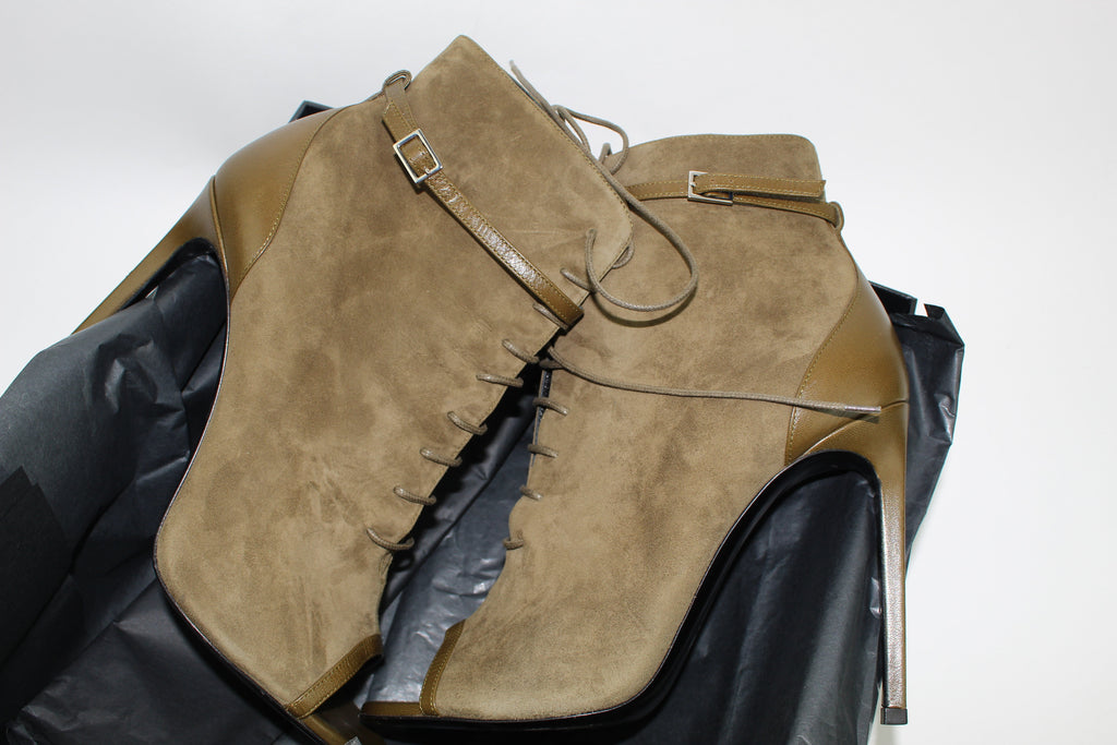 SAINT LAURENT JANE 105mm SUEDE ANKLE BOOTIE