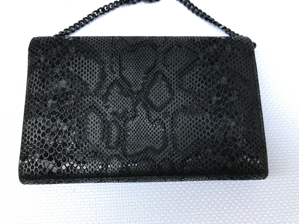 YVES SAINT LAURENT