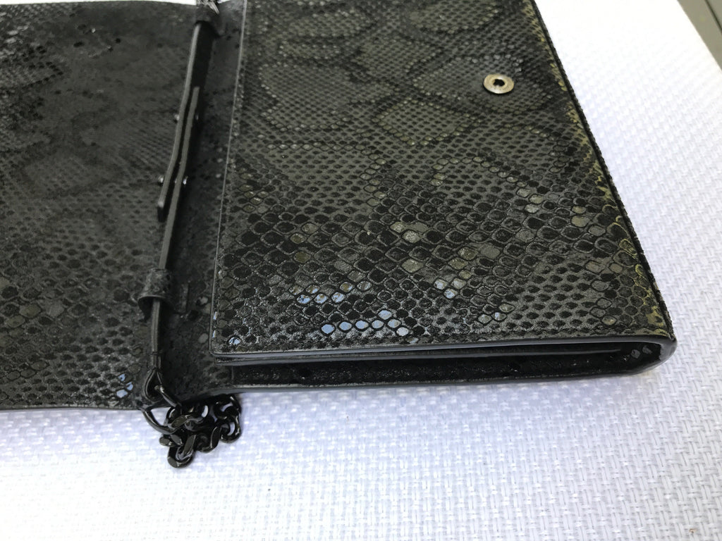 YVES SAINT LAURENT