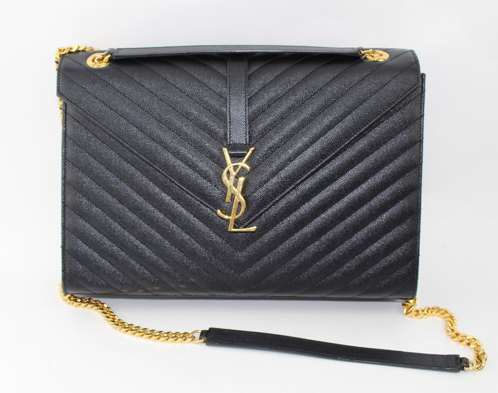 SAINT LAURENT LARGE ENVELOPE GRAIN DE POUDRE CHAIN BAG