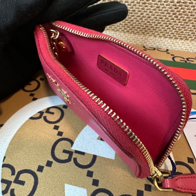 preloved Prada wallet