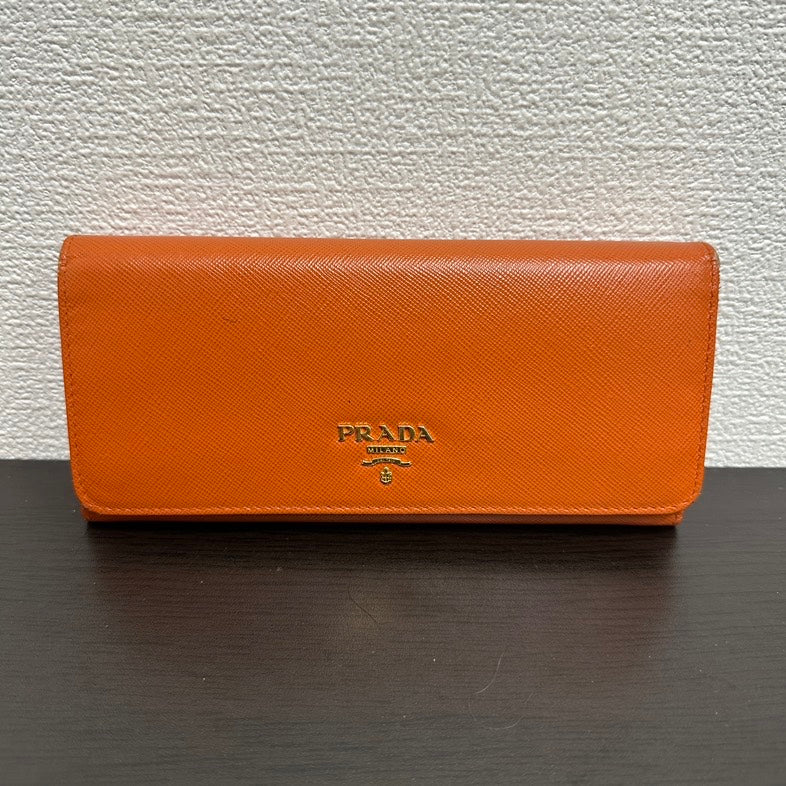 Pre-loved Prada Wallet V Orange Saffiano Leather Wallet
