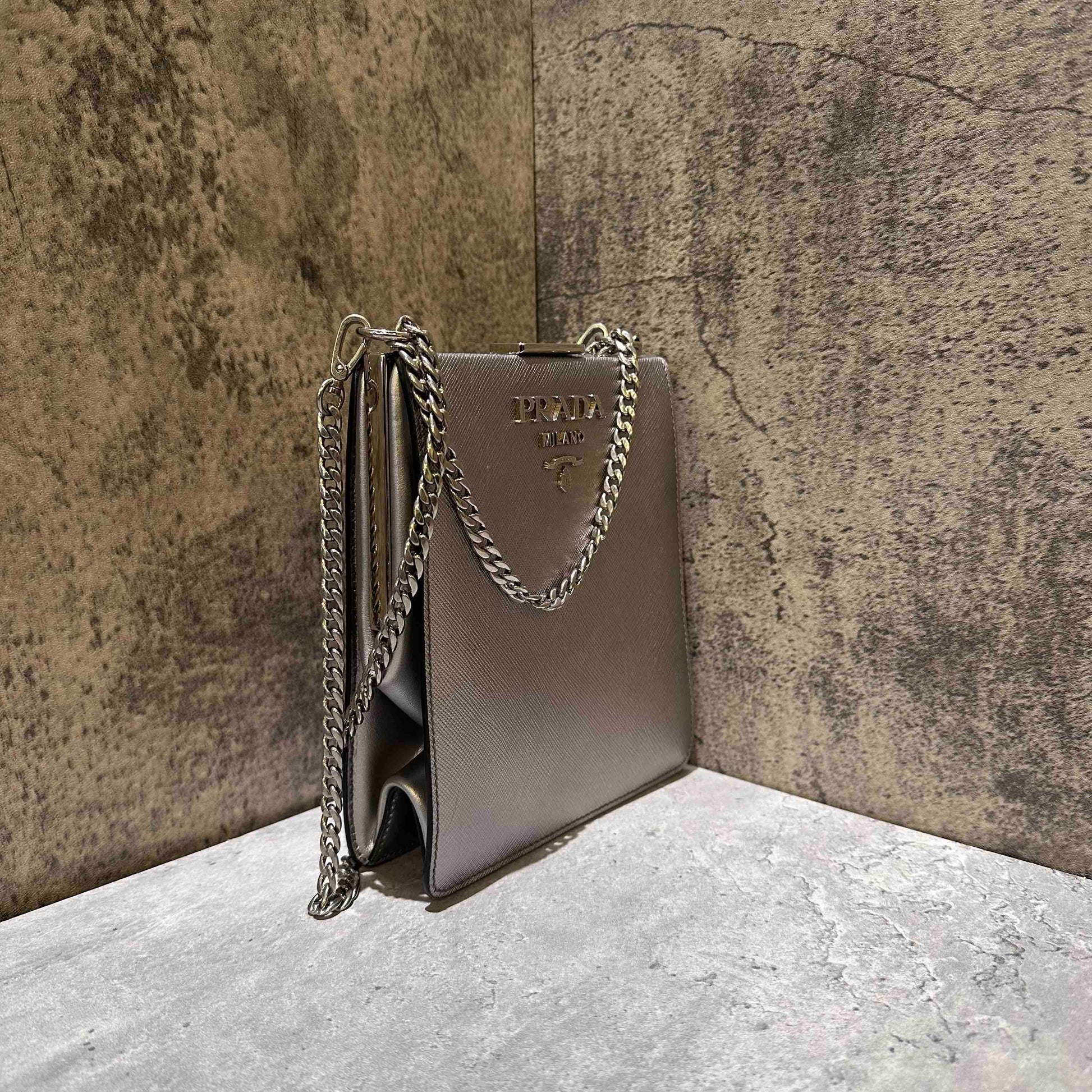 🛍️Preloved Prada elegant silver evening bag