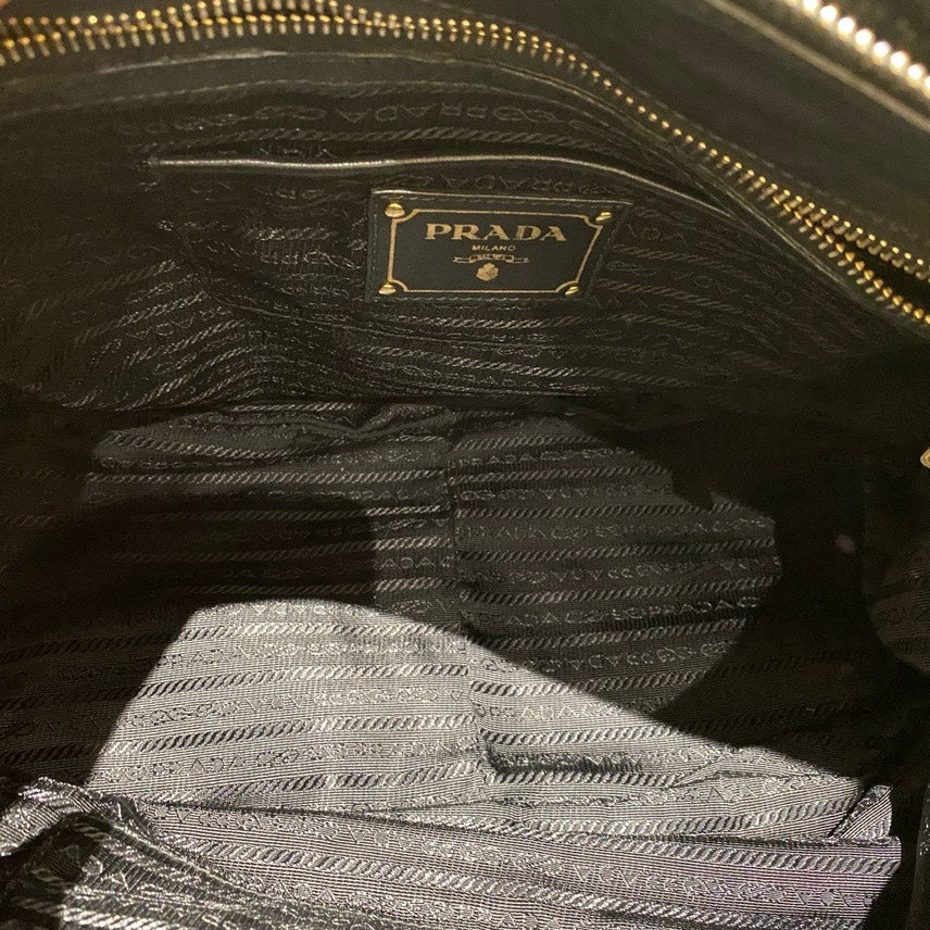preloved Prada classic tote